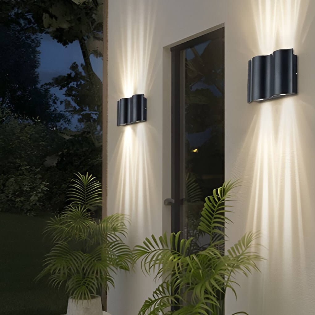Wall Light Aluminum Wavy LED Up-Down | Modern