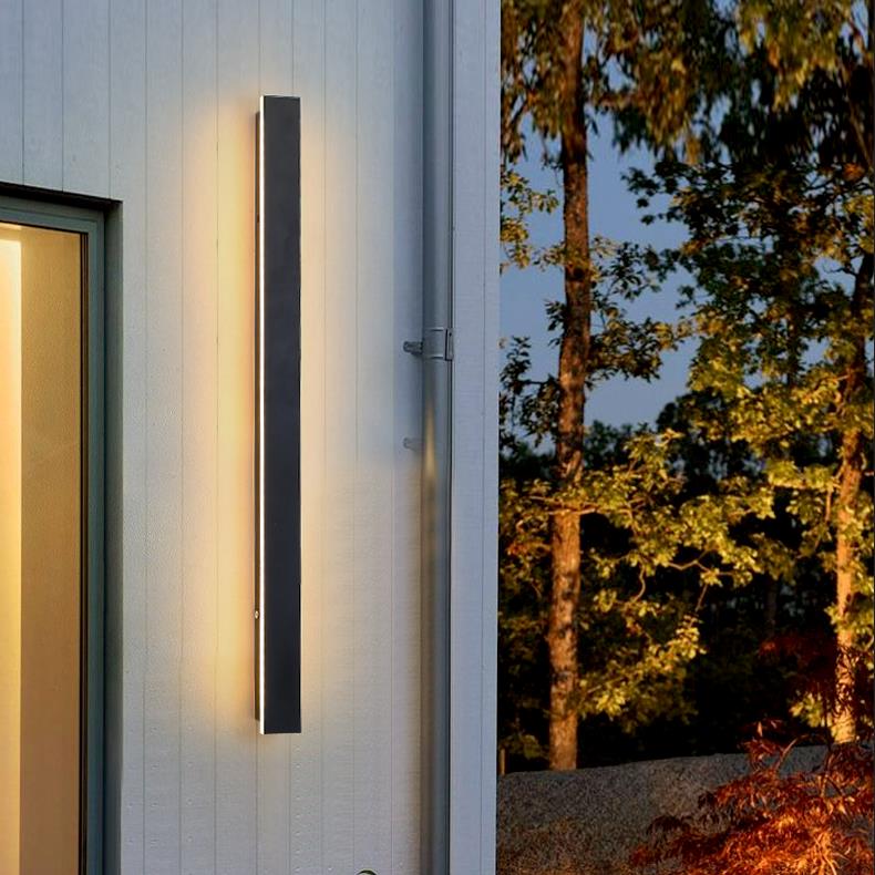 Wall Light Black Integrated LED | Modern